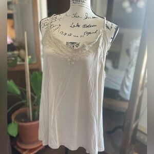 NWT Strappy Daytrip Tank Top